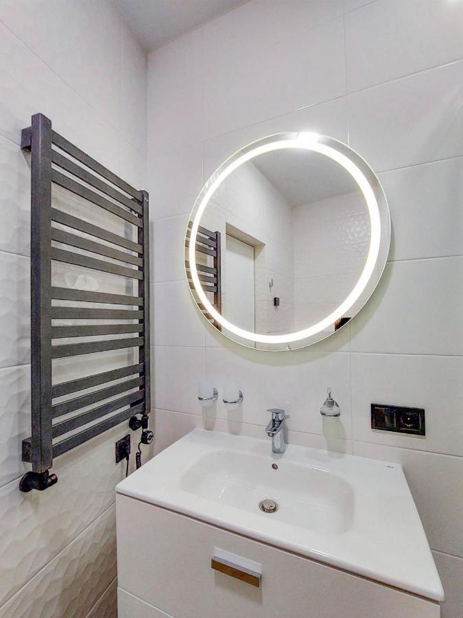 сучасні в новобудові Apartment Lviv