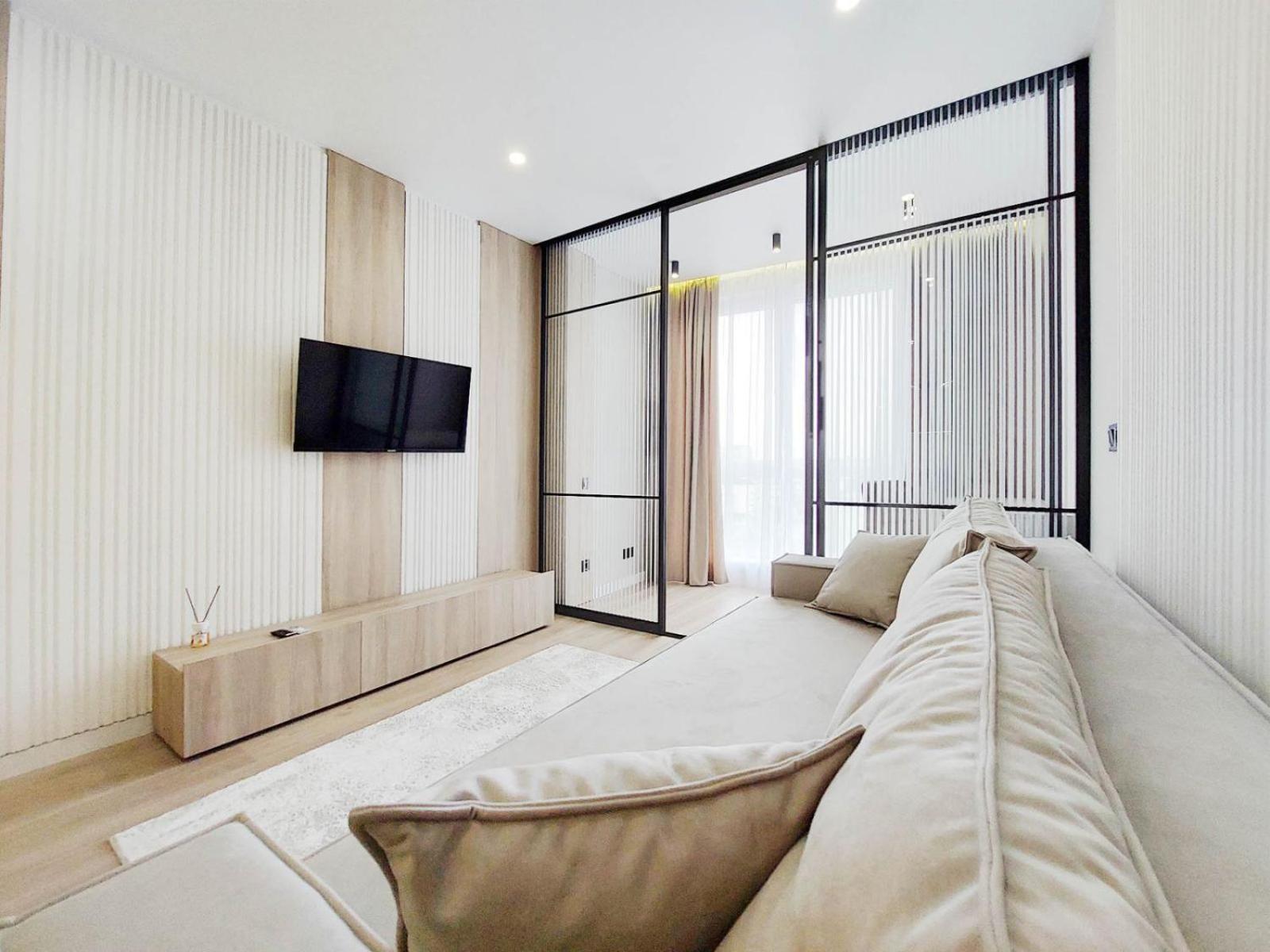 сучасні в новобудові Apartment *