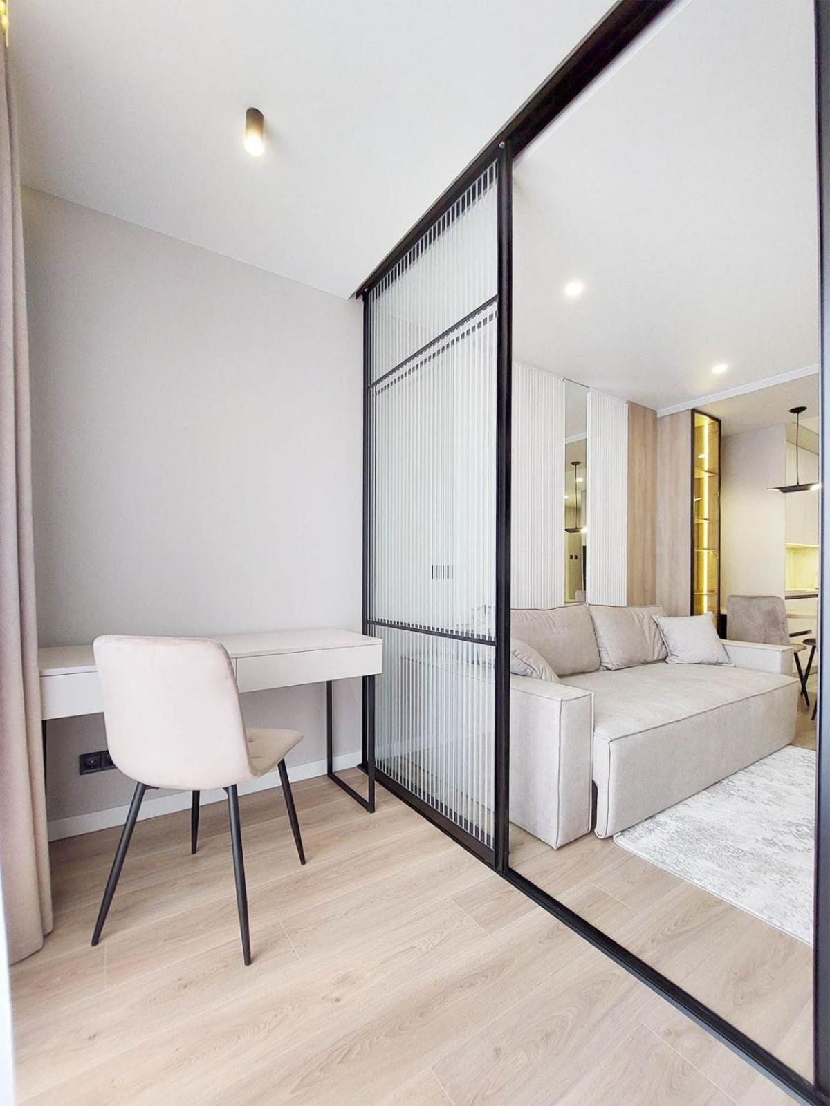 сучасні в новобудові Apartment *