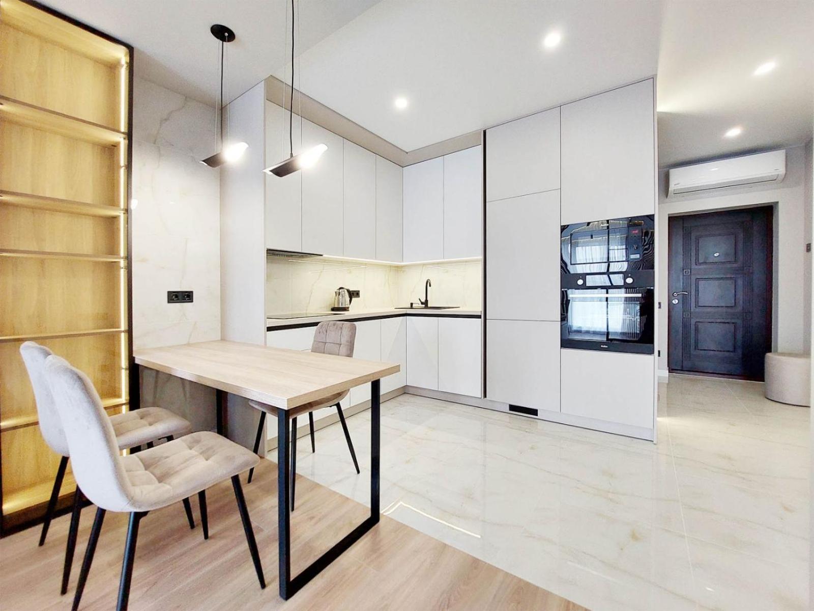 Apartment сучасні в новобудові Lviv